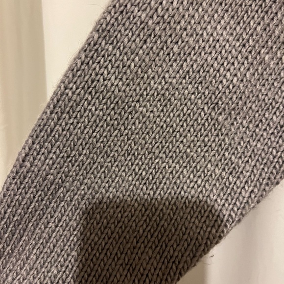 Cozy Gray Graphic Cardigan - Perfect for Layering! - Picture 2 of 4